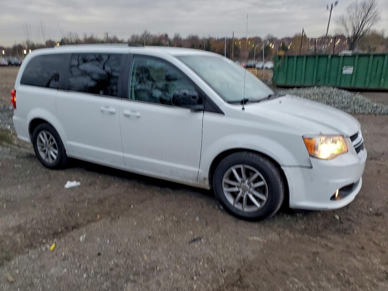 DODGE GRAND CARAVAN SXT