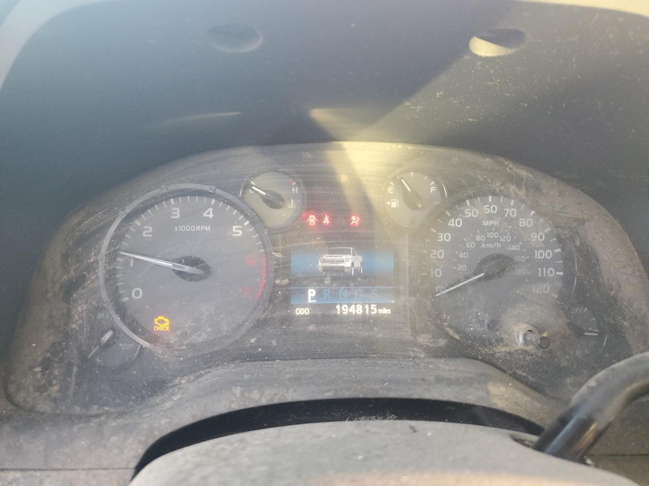 TOYOTA TUNDRA DOUBLE CAB SR