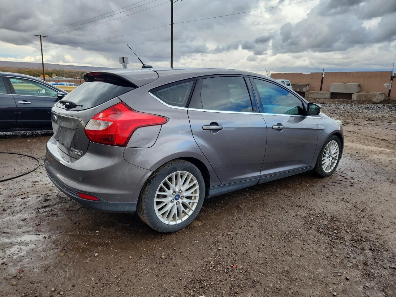 FORD FOCUS TITANIUM
