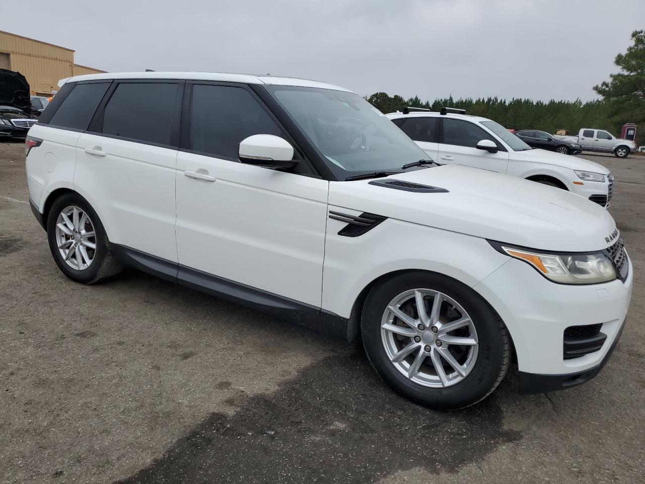 LAND ROVER RANGE ROVER SE