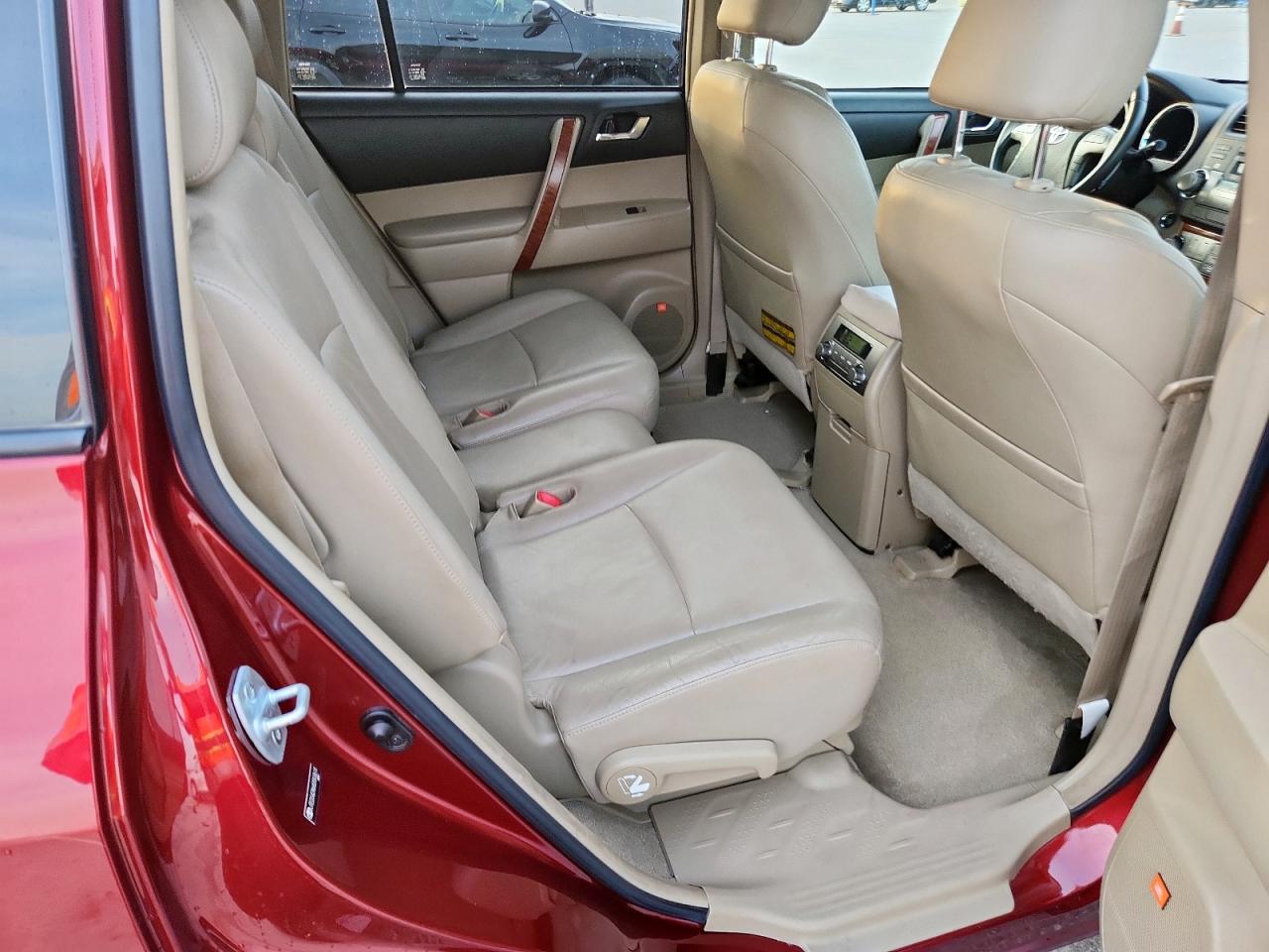 Lot #3303869693 2008 TOYOTA HIGHLANDER