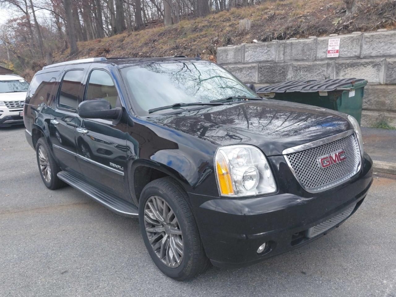GMC YUKON DENALI