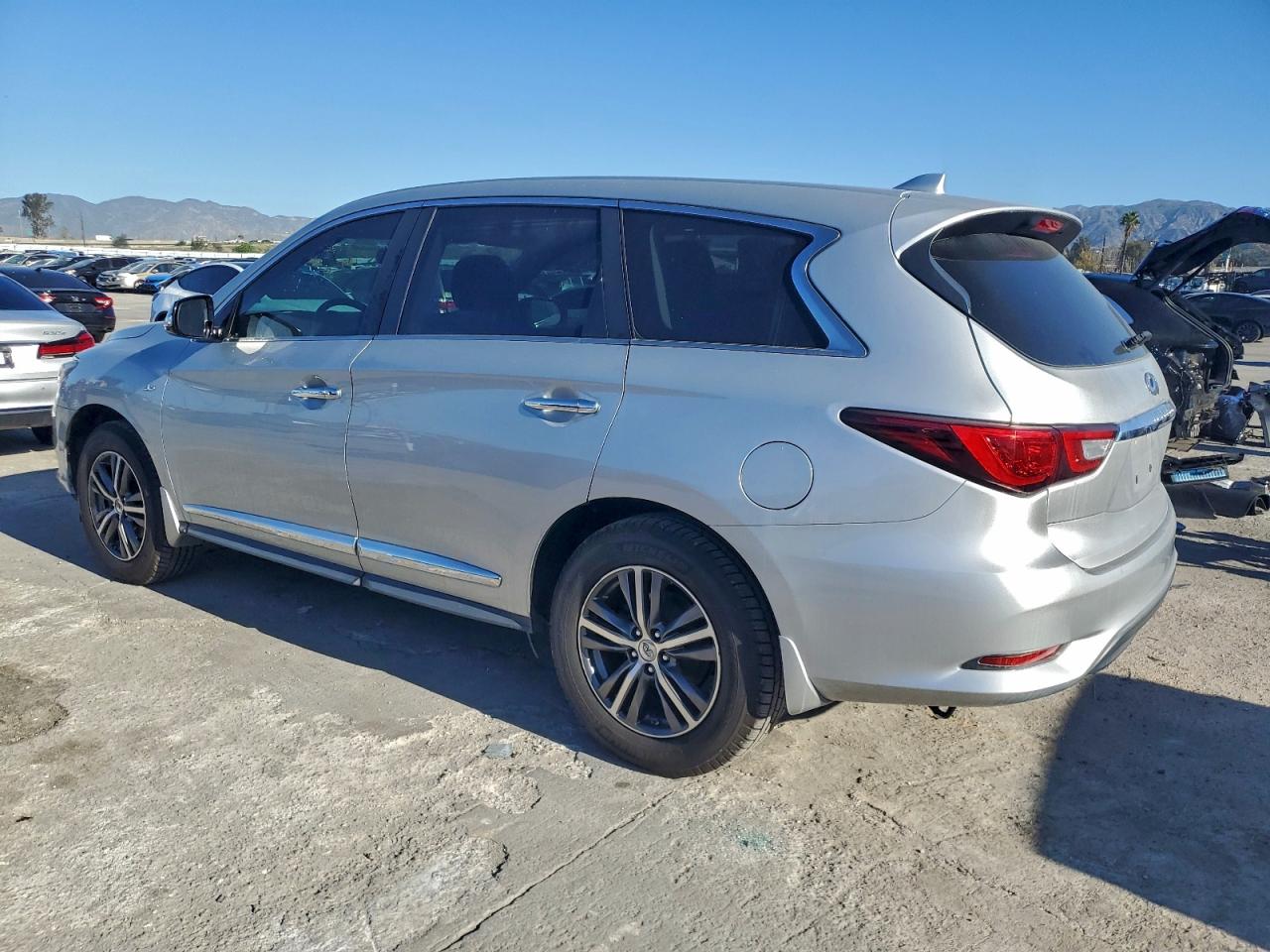 INFINITI QX60