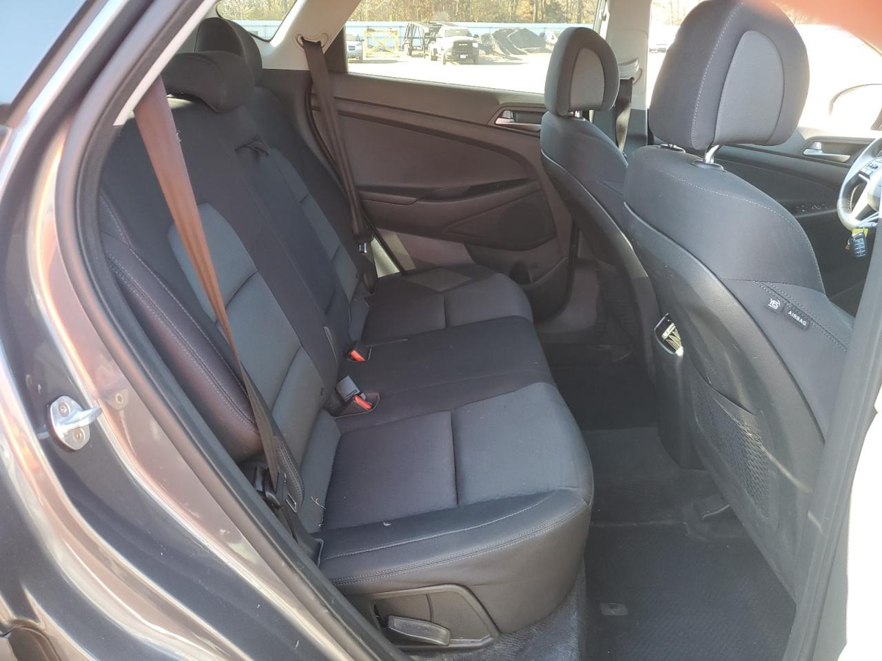 Lot #3311467246 2017 HYUNDAI TUCSON LIM