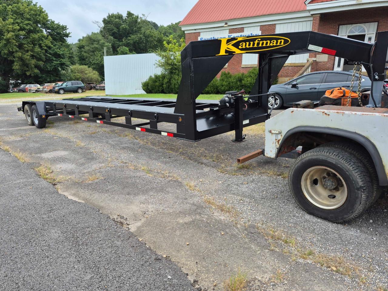 Lot #3282529953 2020 KAUFMAN GOOSENECK