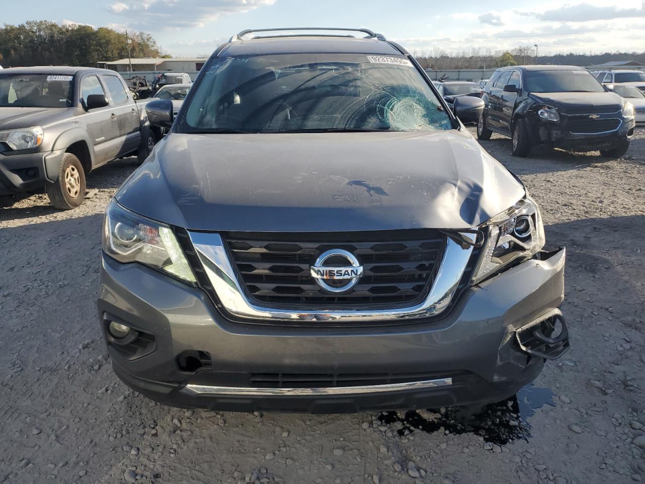 NISSAN PATHFINDER PLATINUM