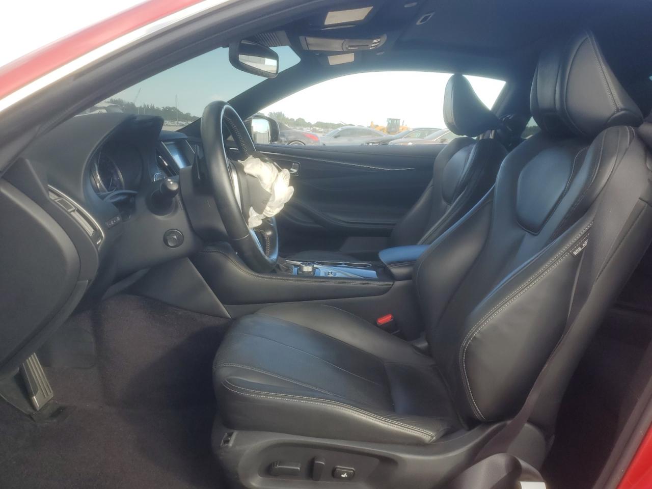 INFINITI Q60 RED SPORT 400