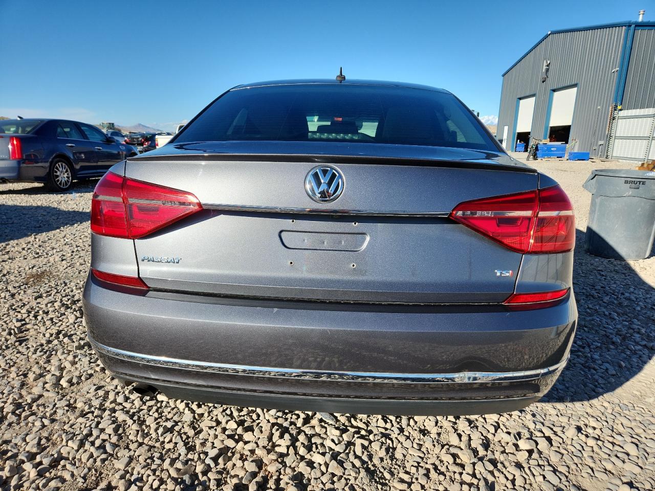 VOLKSWAGEN PASSAT S