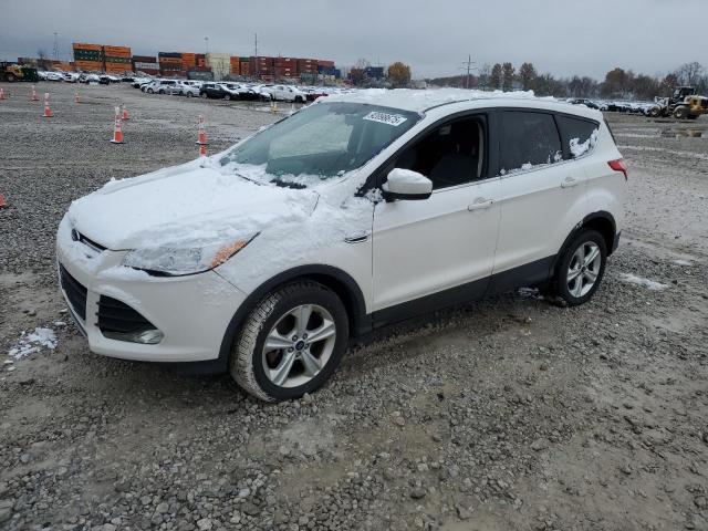 Global Auto Auctions: 2015 FORD ESCAPE SE