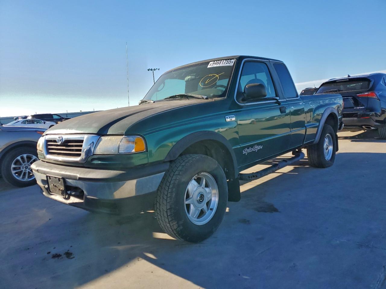 Lot #3298129143 1999 MAZDA B3000 CAB