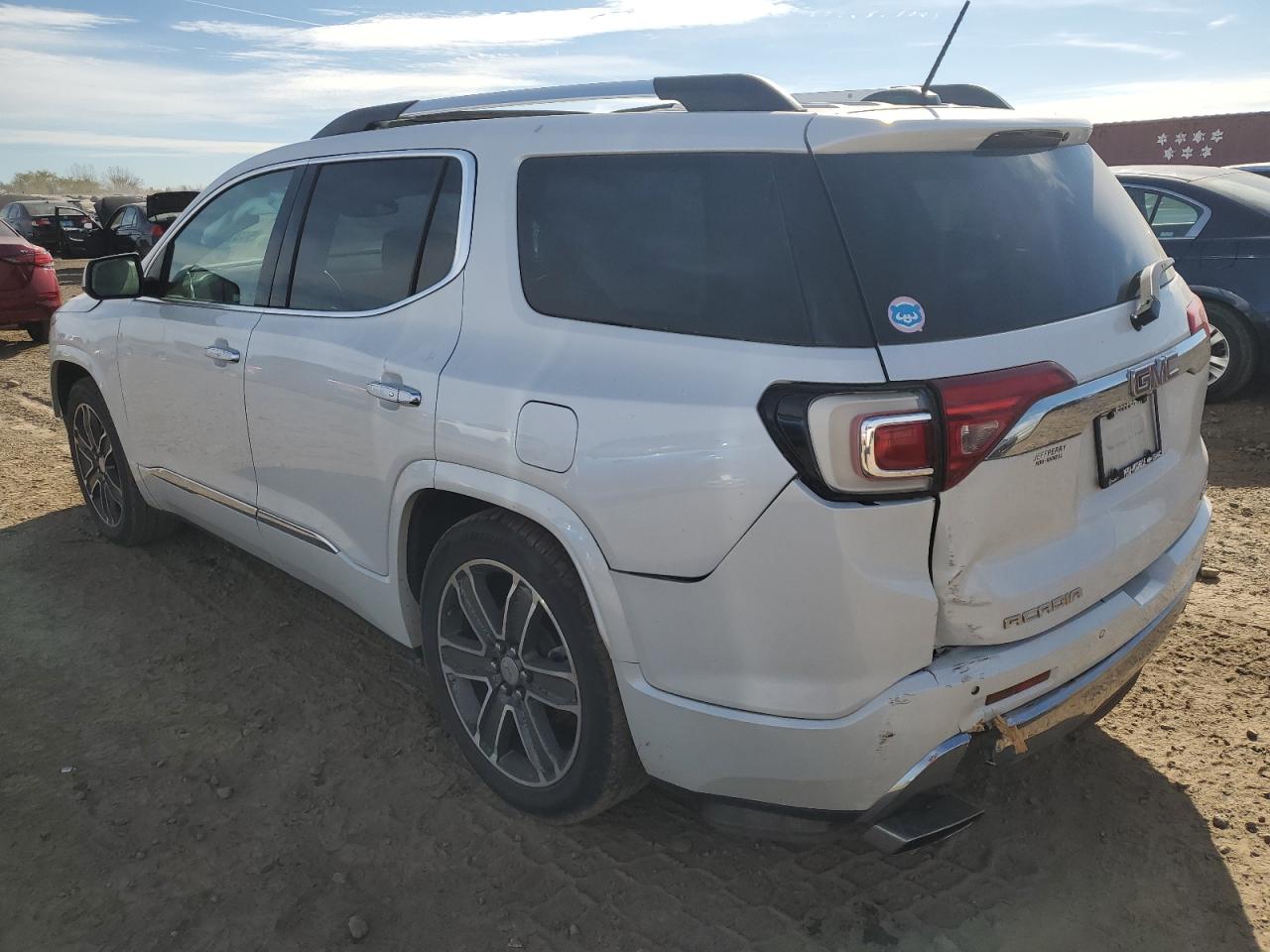 GMC ACADIA DENALI