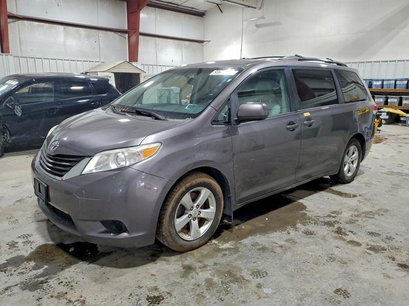 2012 TOYOTA SIENNA LE #3304571466