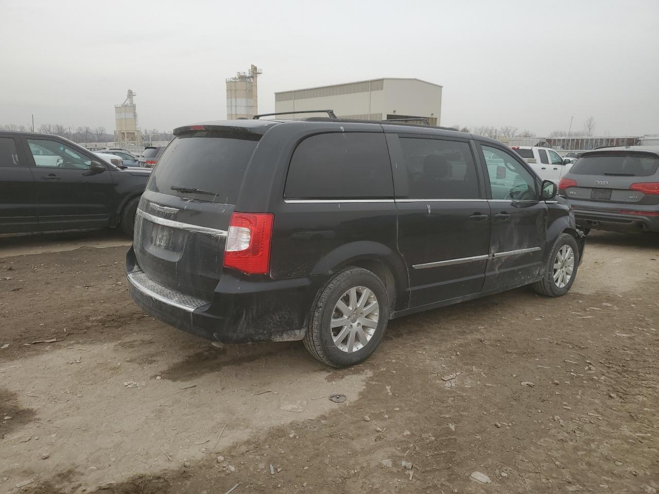 CHRYSLER TOWN & COUNTRY TOURING