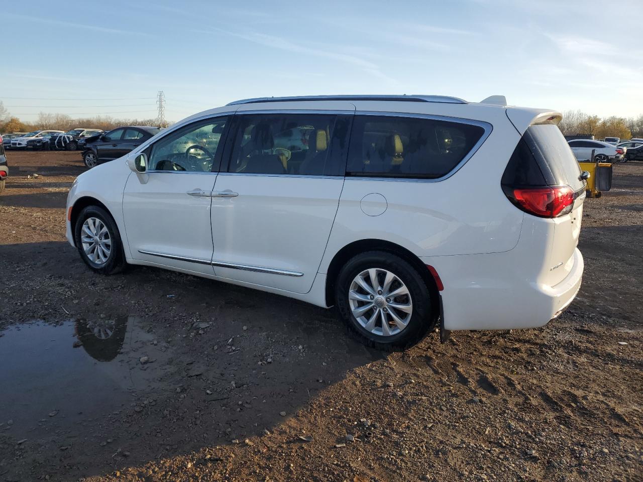 CHRYSLER PACIFICA TOURING L