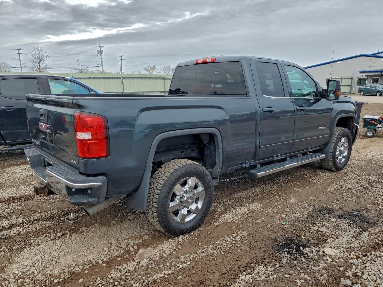 GMC SIERRA K2500 SLE