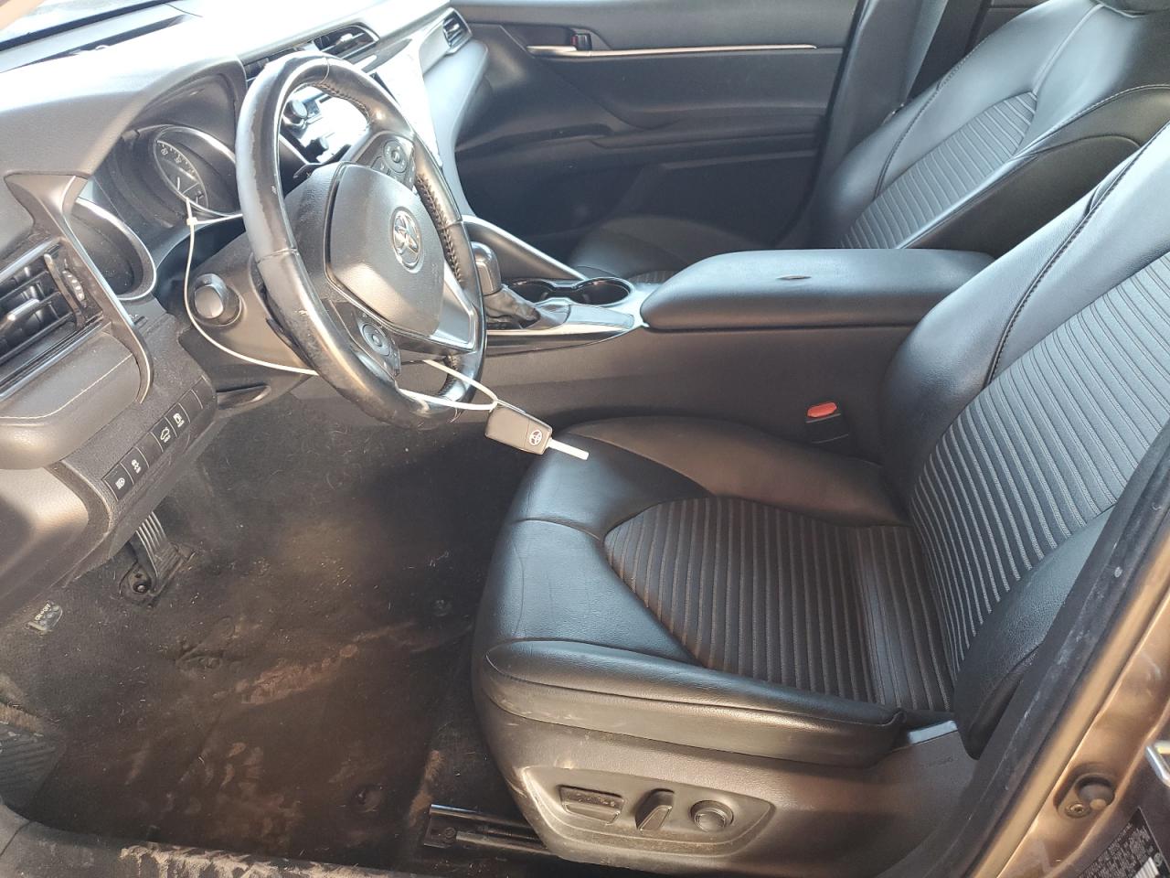 Lot #3302765401 2020 TOYOTA CAMRY SE