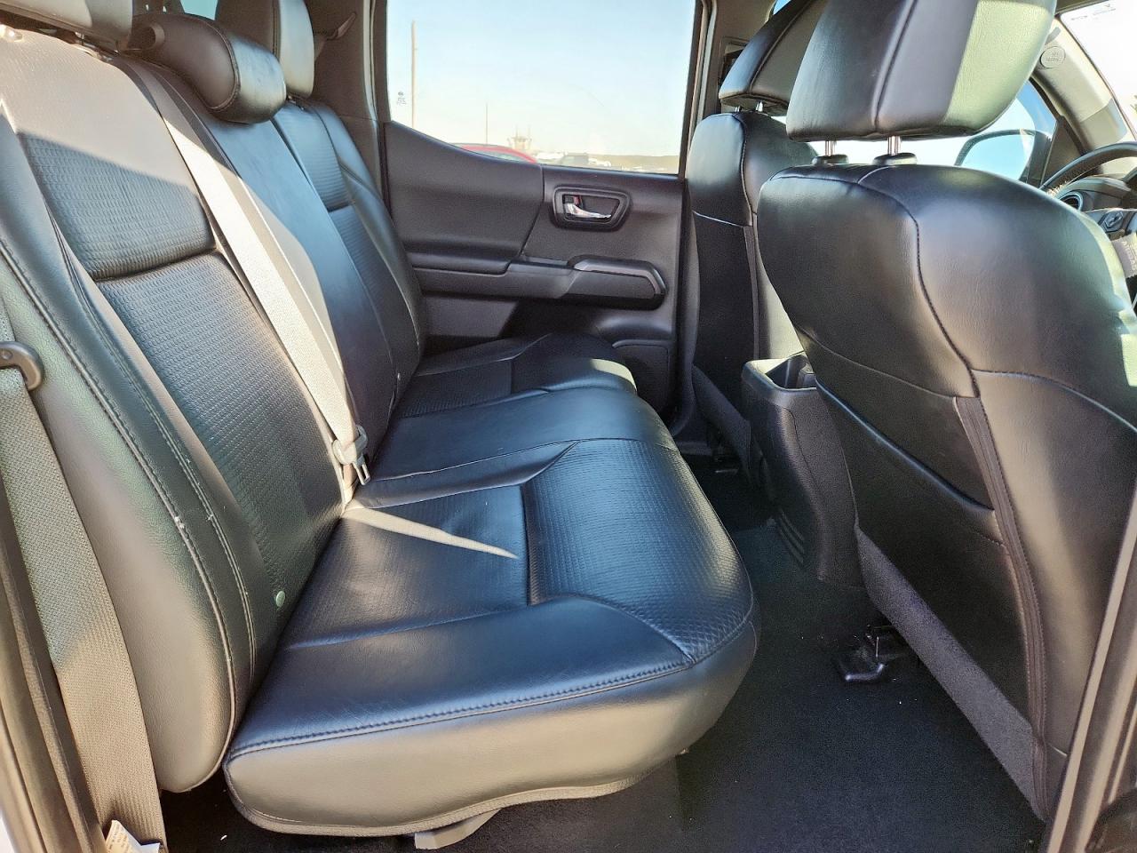 TOYOTA TACOMA DOUBLE CAB