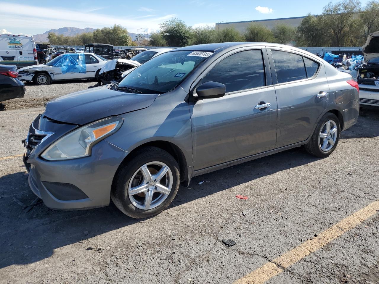 NISSAN VERSA S
