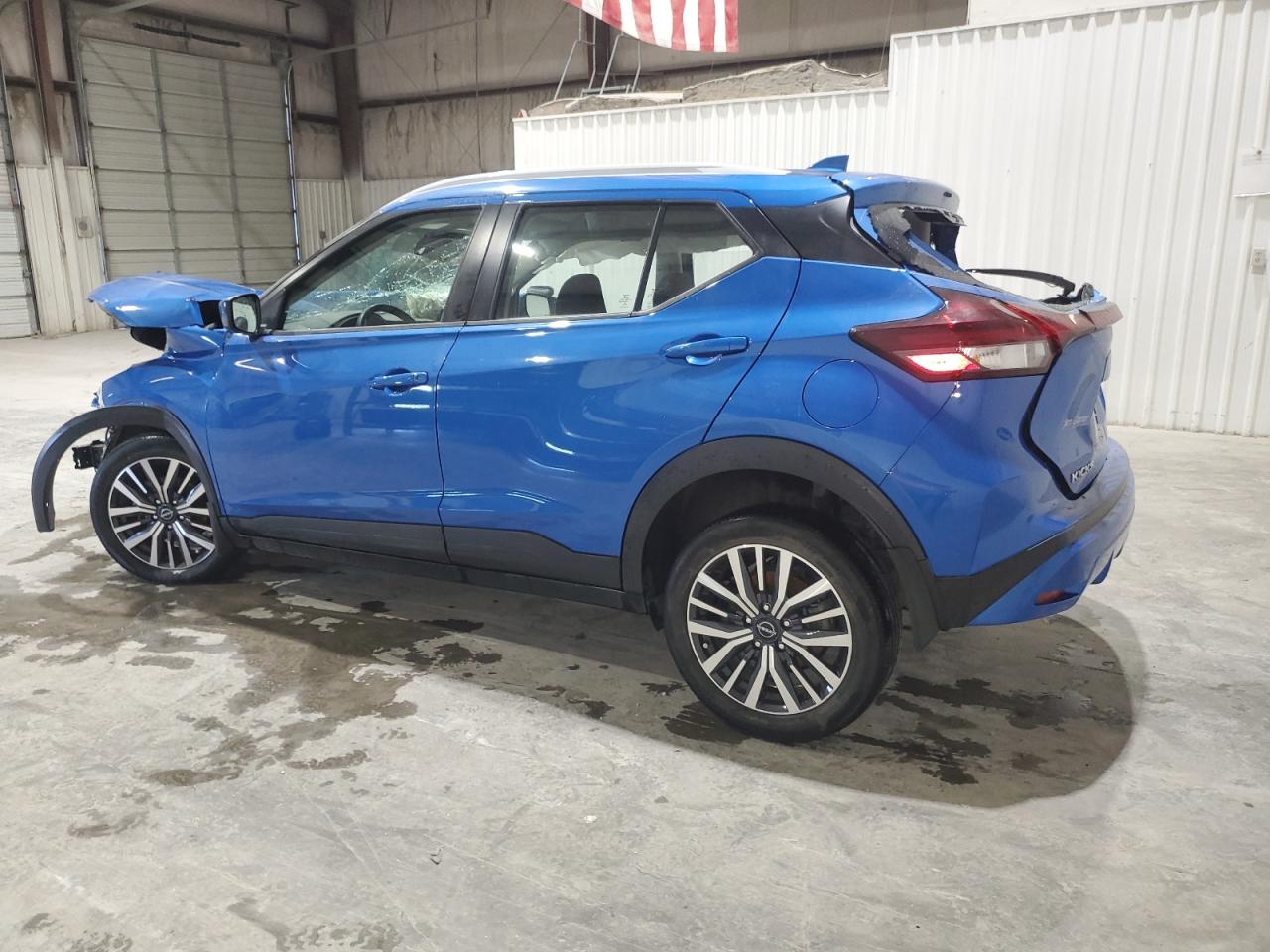 NISSAN KICKS SV