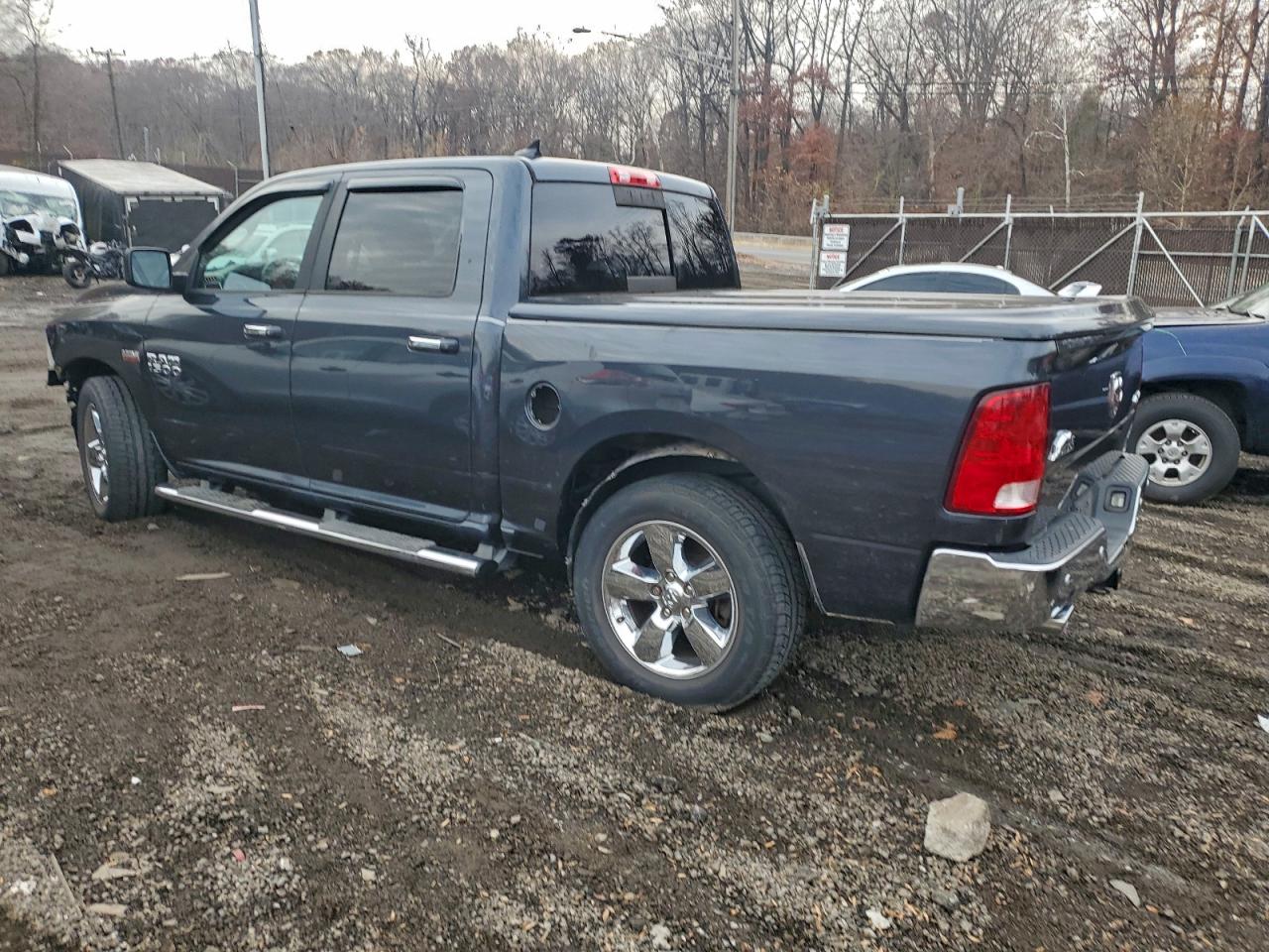 RAM 1500 SLT