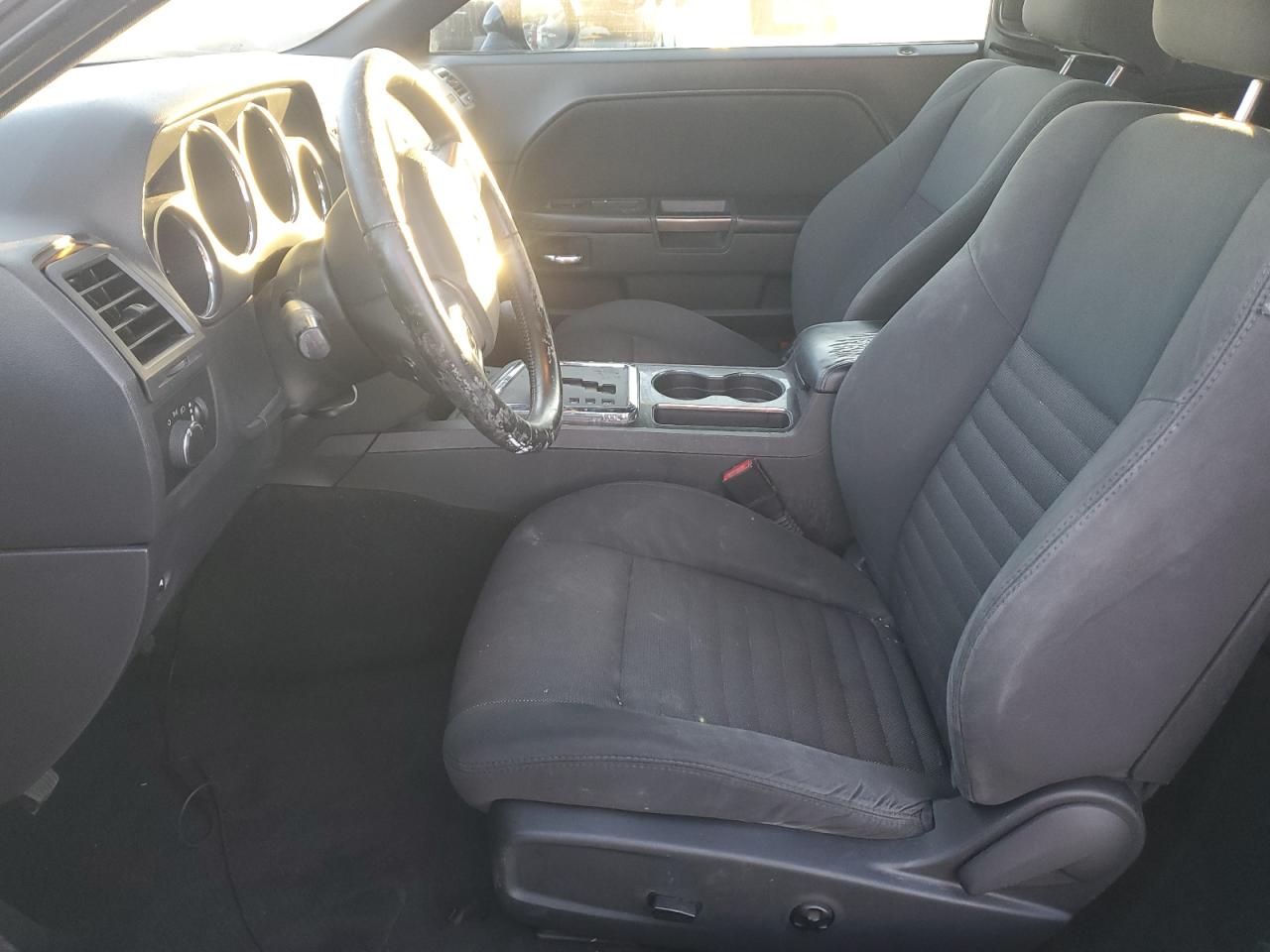 DODGE CHALLENGER SXT