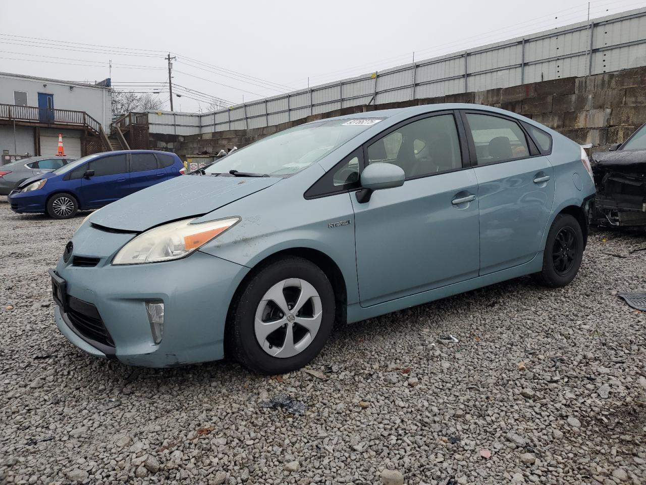 TOYOTA PRIUS