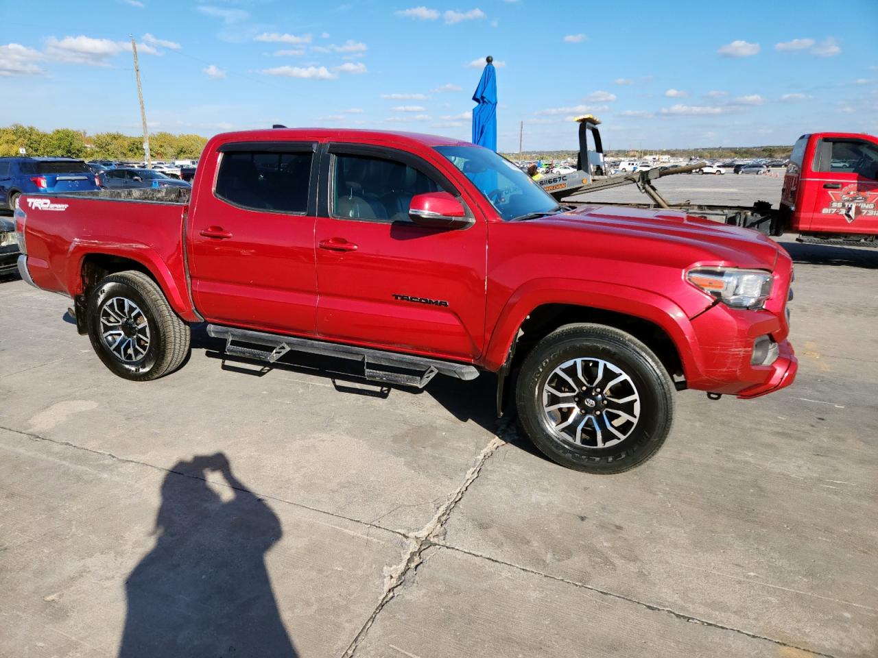 Lot #3309180619 2020 TOYOTA TACOMA DOU