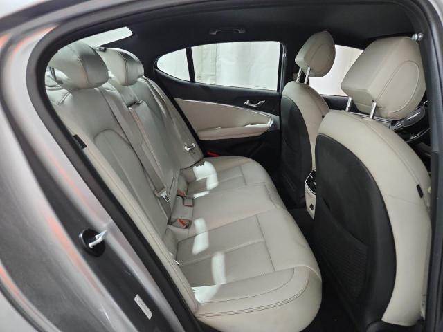 2025 GENESIS G70 BASE #3301642652