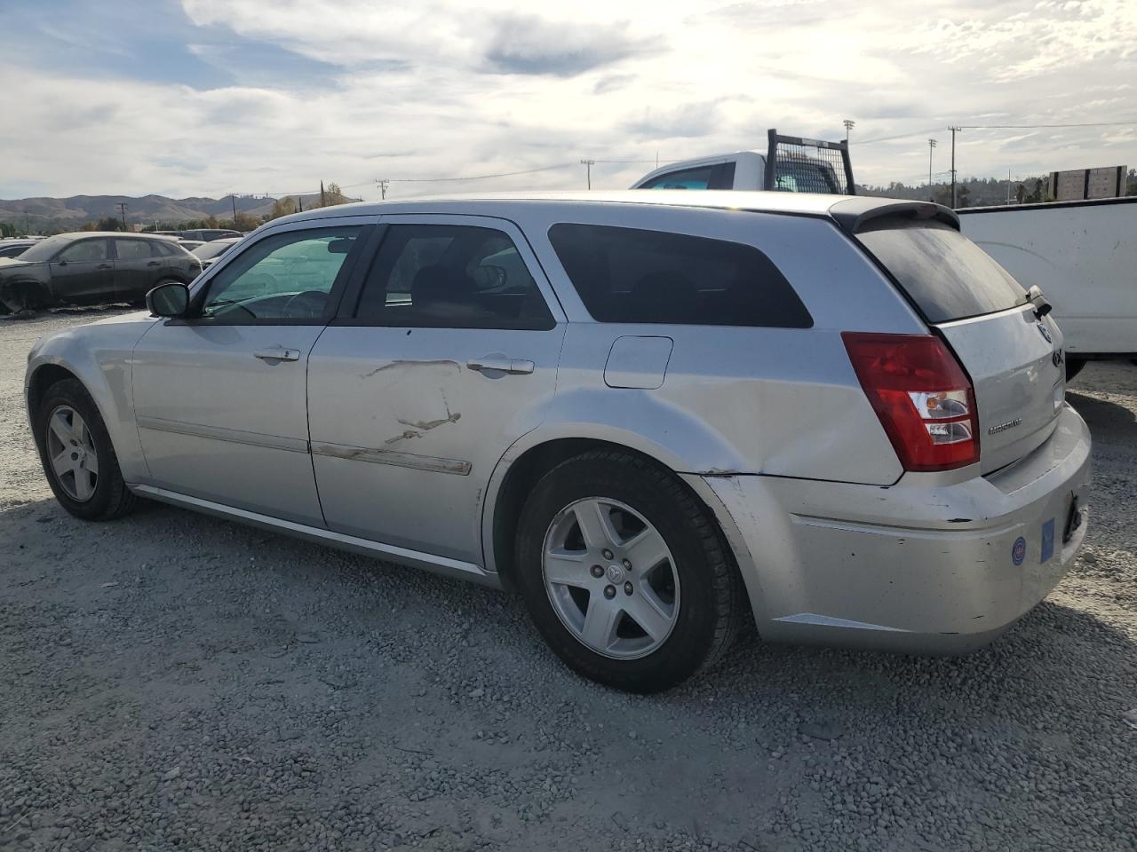 Lot #3309635086 2005 DODGE MAGNUM SXT