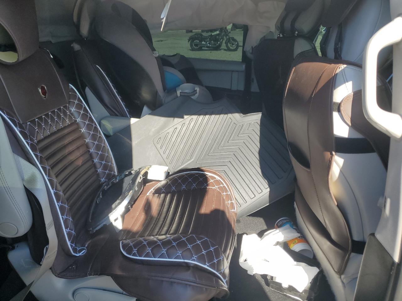 CHRYSLER PACIFICA TOURING L