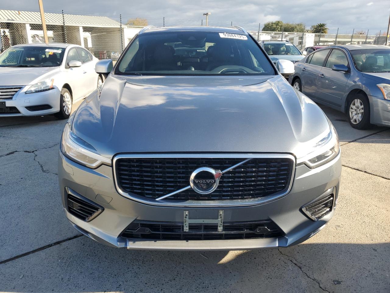 VOLVO XC60 T8 R-DESIGN