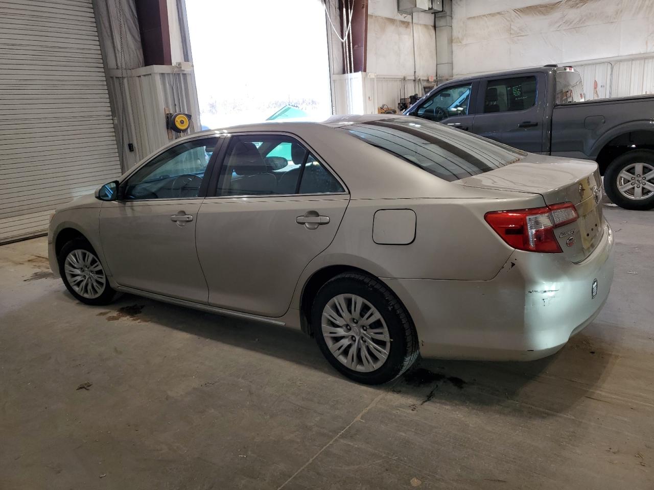 TOYOTA CAMRY L