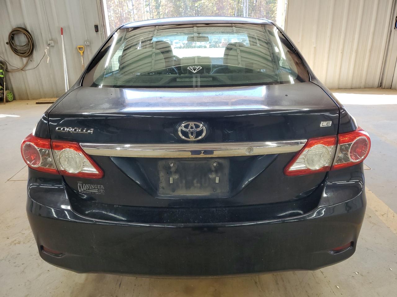 TOYOTA COROLLA BASE