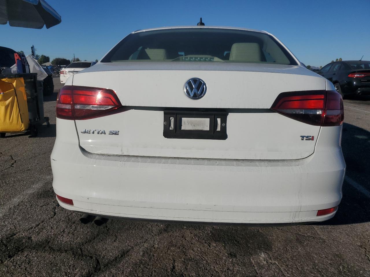 VOLKSWAGEN JETTA SE