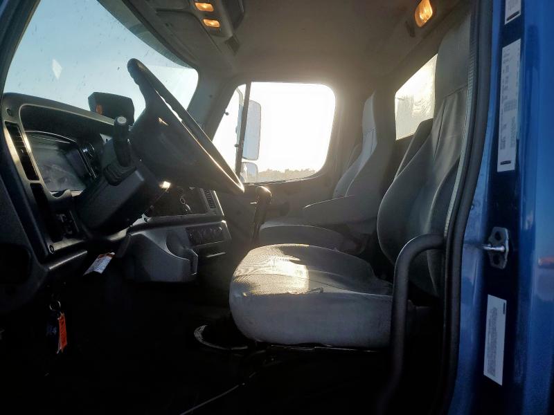 2017 FREIGHTLINER 114SD #3303844521