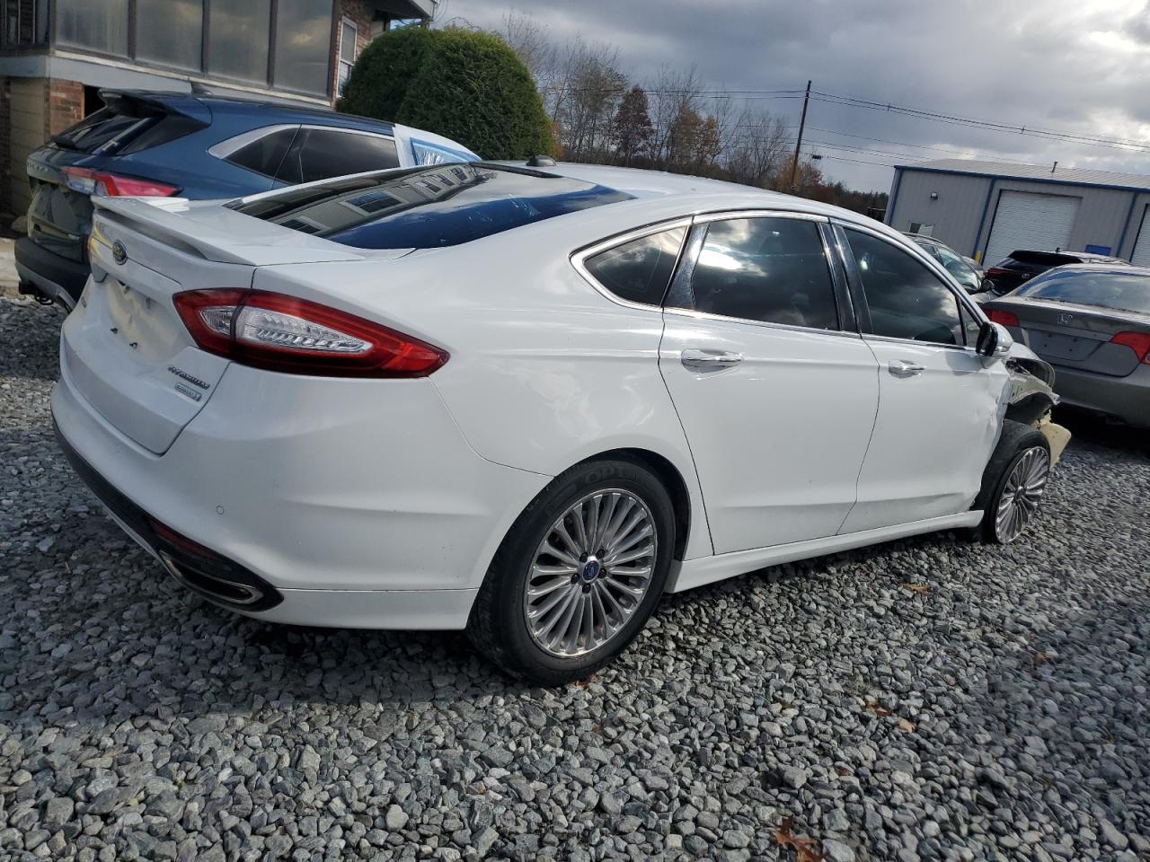 FORD FUSION TITANIUM