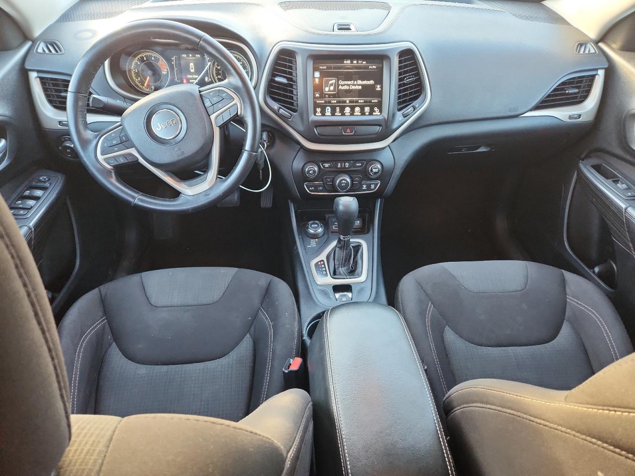 JEEP GRAND CHEROKEE LATITUDE