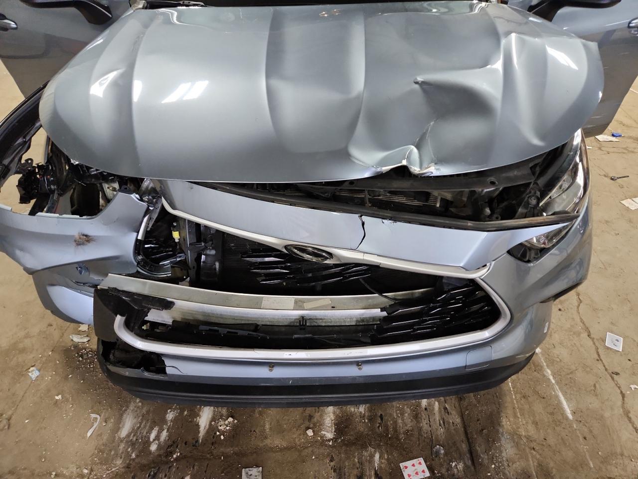 TOYOTA HIGHLANDER XLE