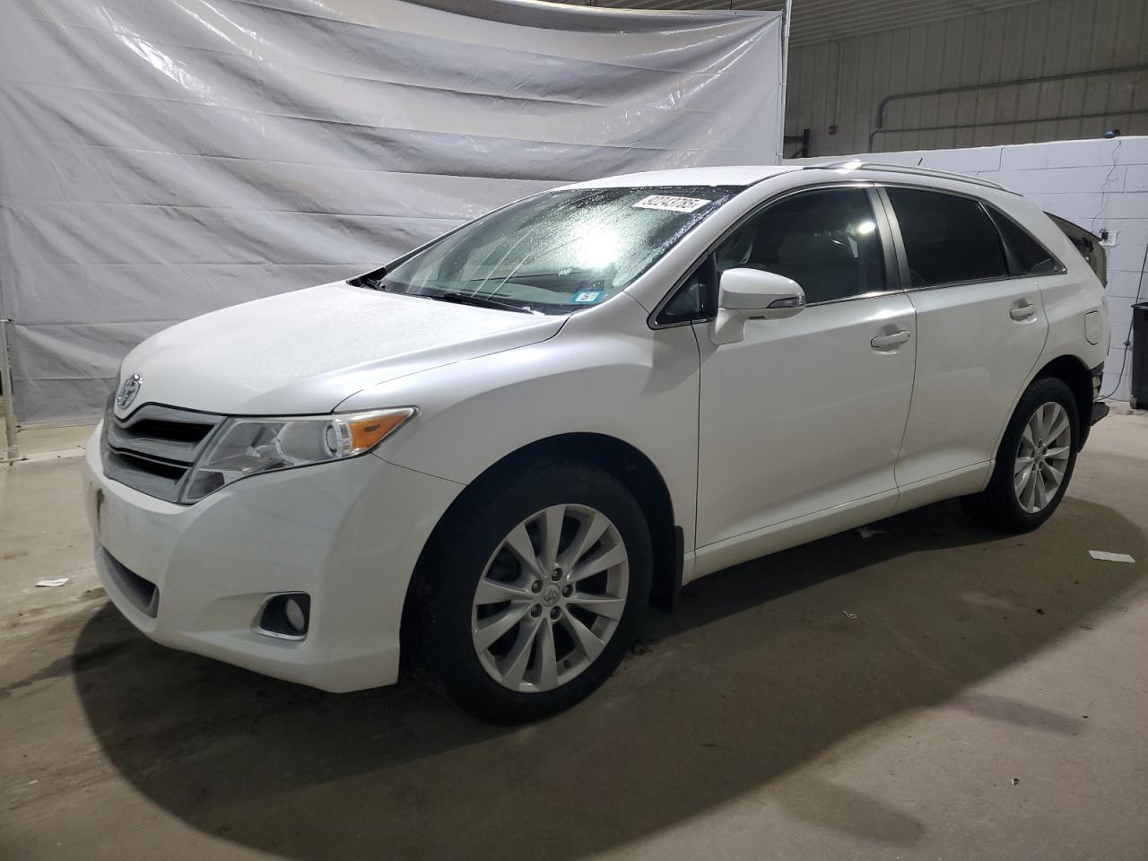 TOYOTA VENZA LE