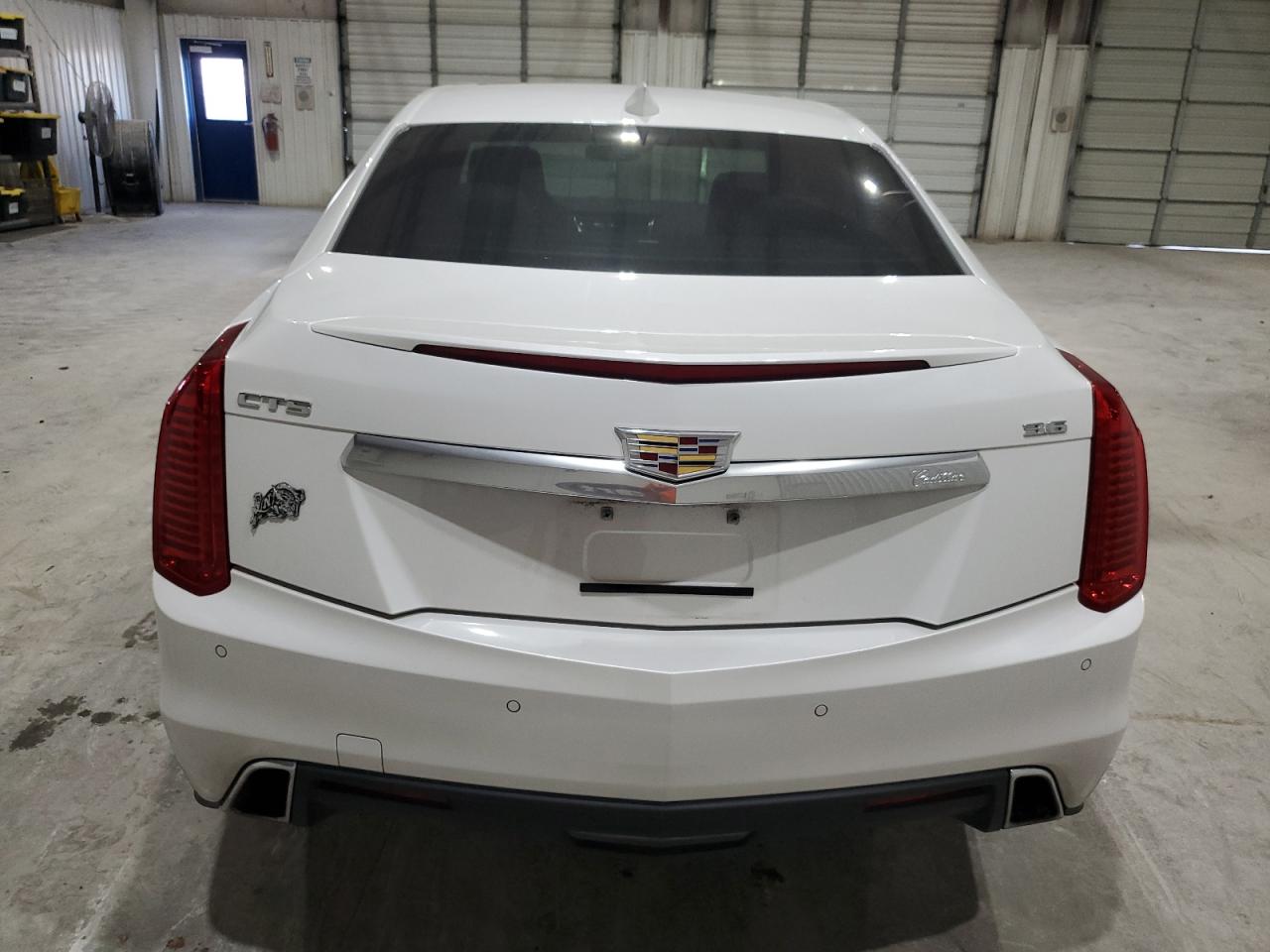 CADILLAC CTS LUXURY
