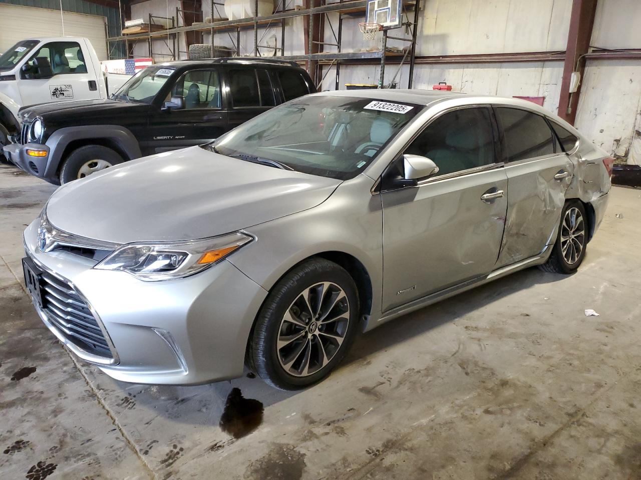 TOYOTA AVALON HYBRID