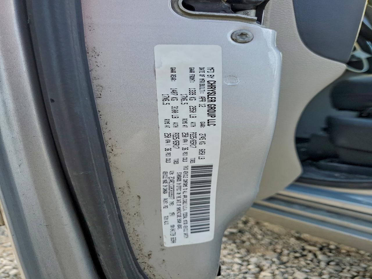 CHRYSLER TOWN & COUNTRY TOURING L