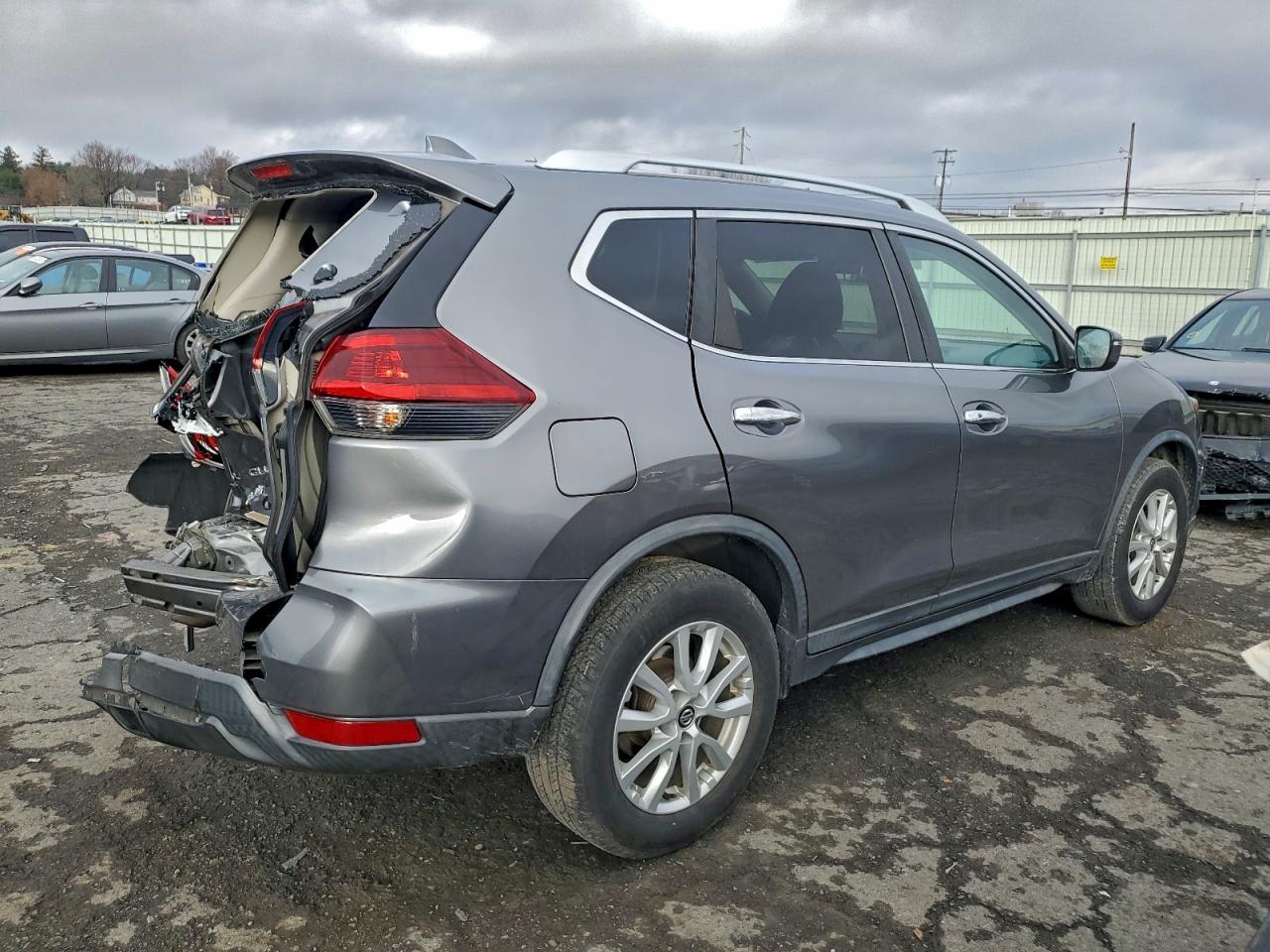 NISSAN ROGUE S