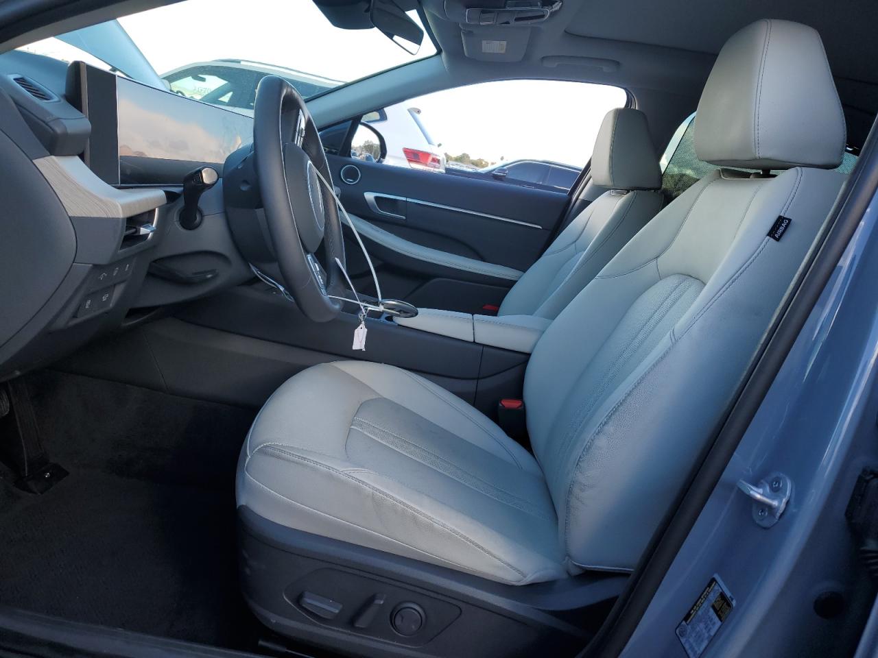 HYUNDAI SONATA HYBRID