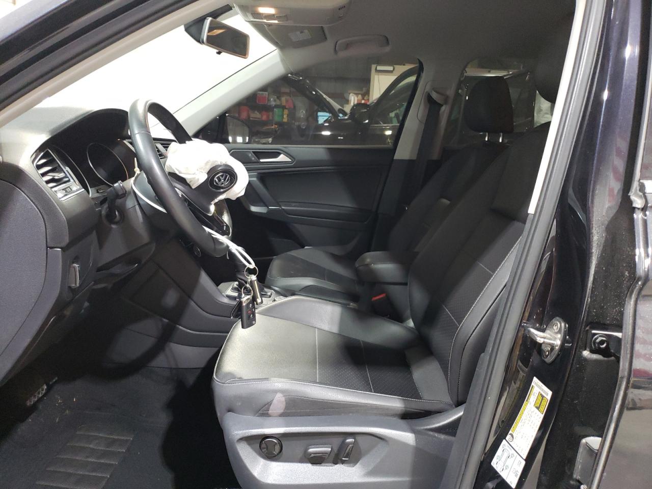 VOLKSWAGEN TIGUAN SE