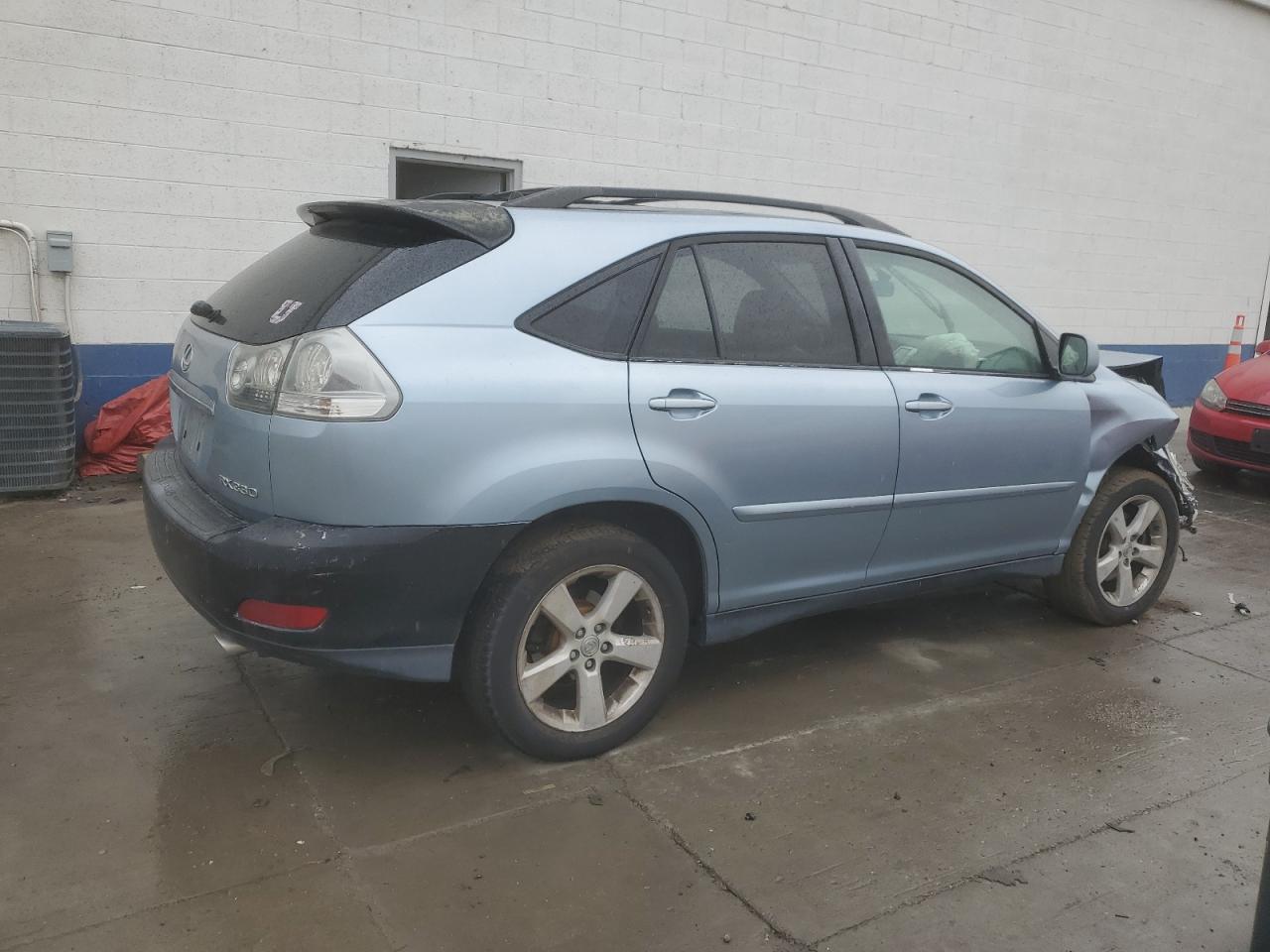 Lot #3311888193 2005 LEXUS RX 330