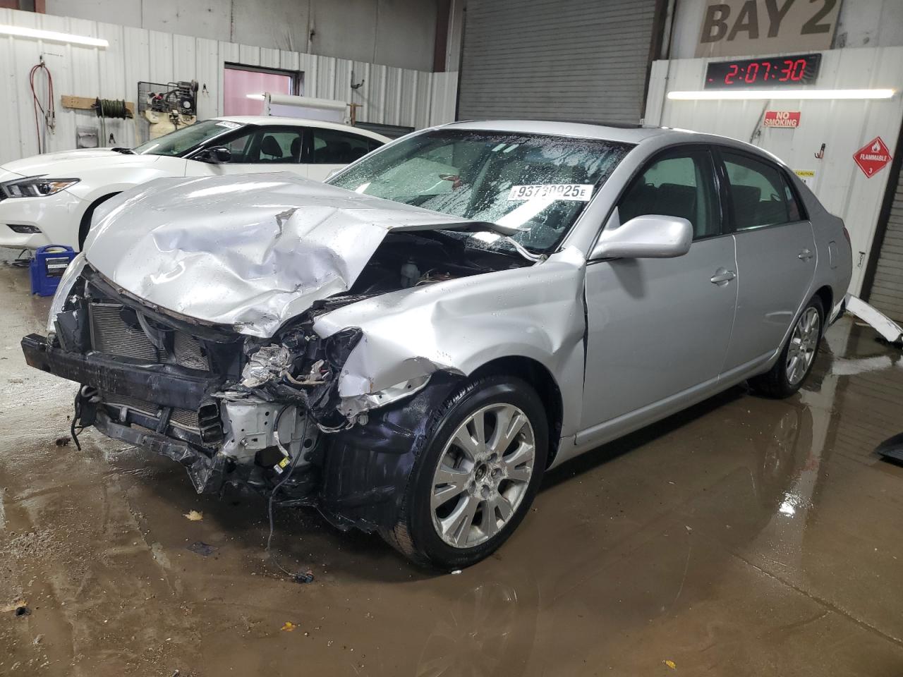 Lot #3302657005 2008 TOYOTA AVALON XL