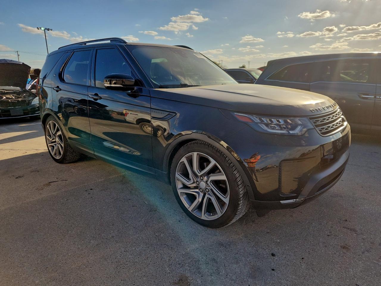 LAND ROVER DISCOVERY HSE LUXURY