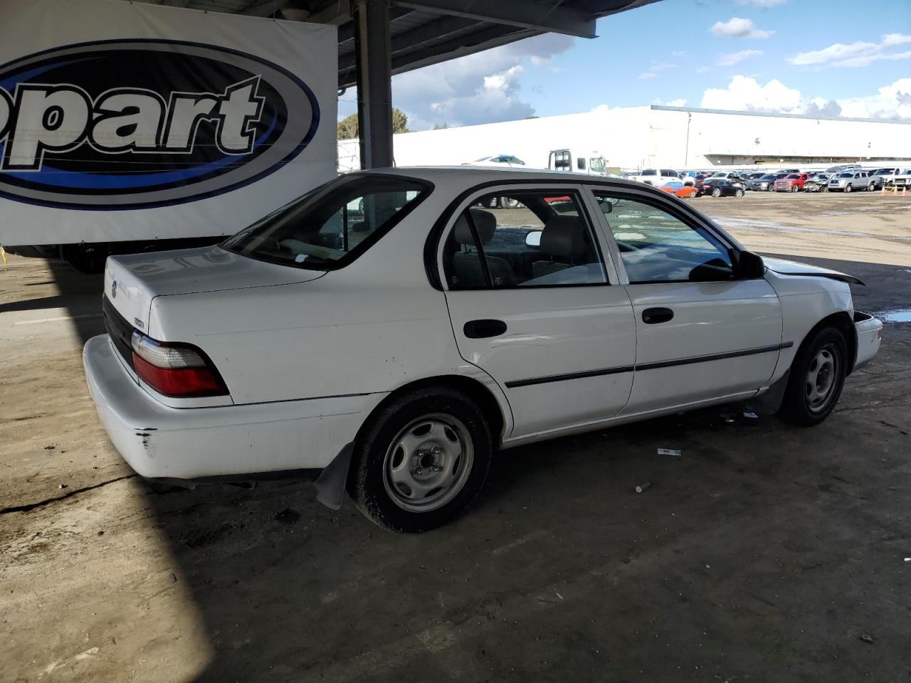 Lot #3310301093 1996 TOYOTA COROLLA