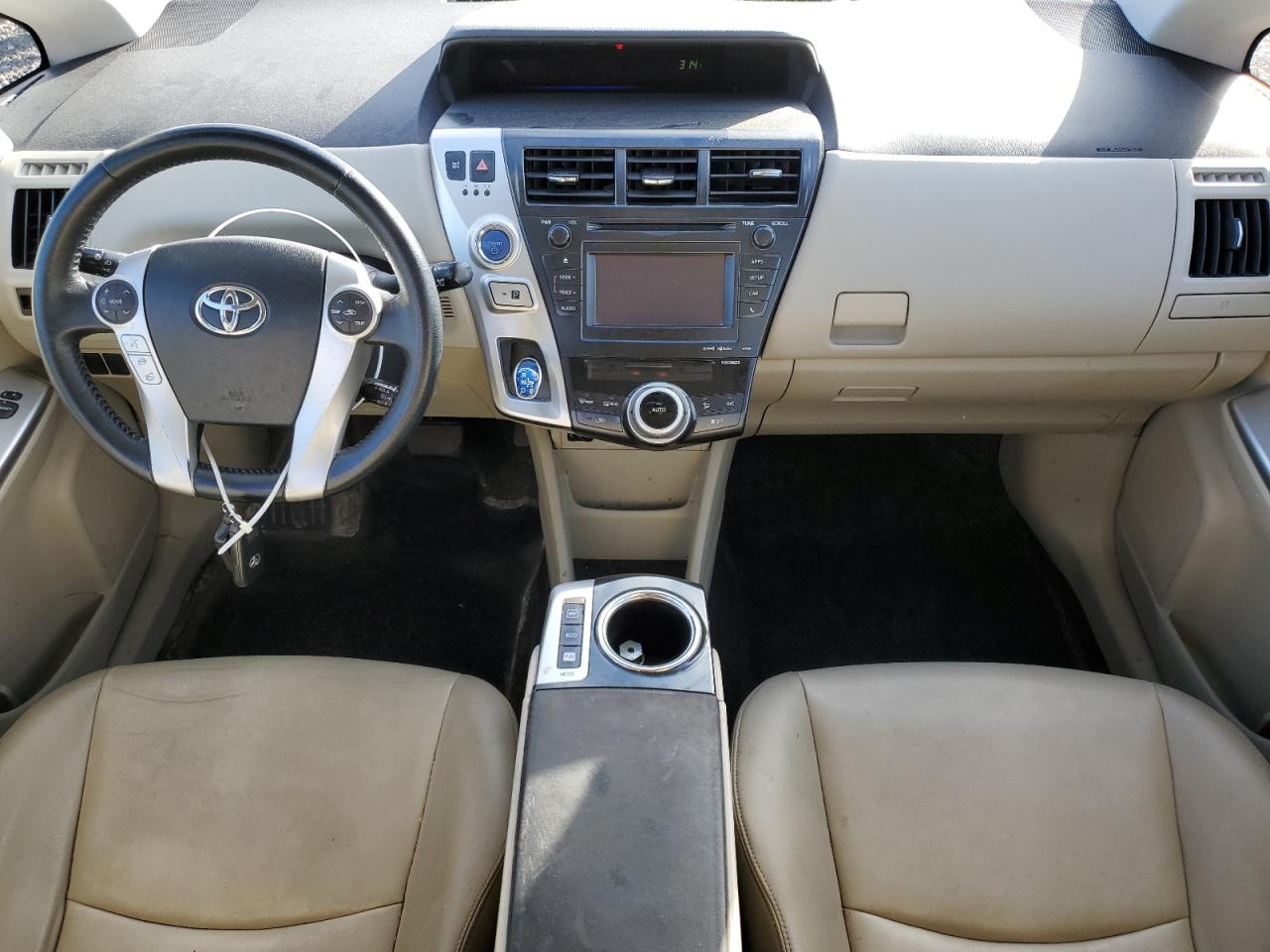 TOYOTA PRIUS V